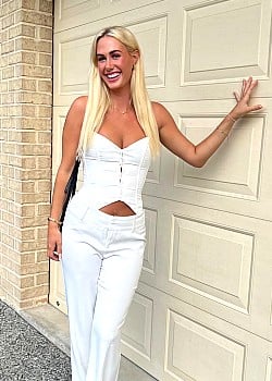 Alyssa Day